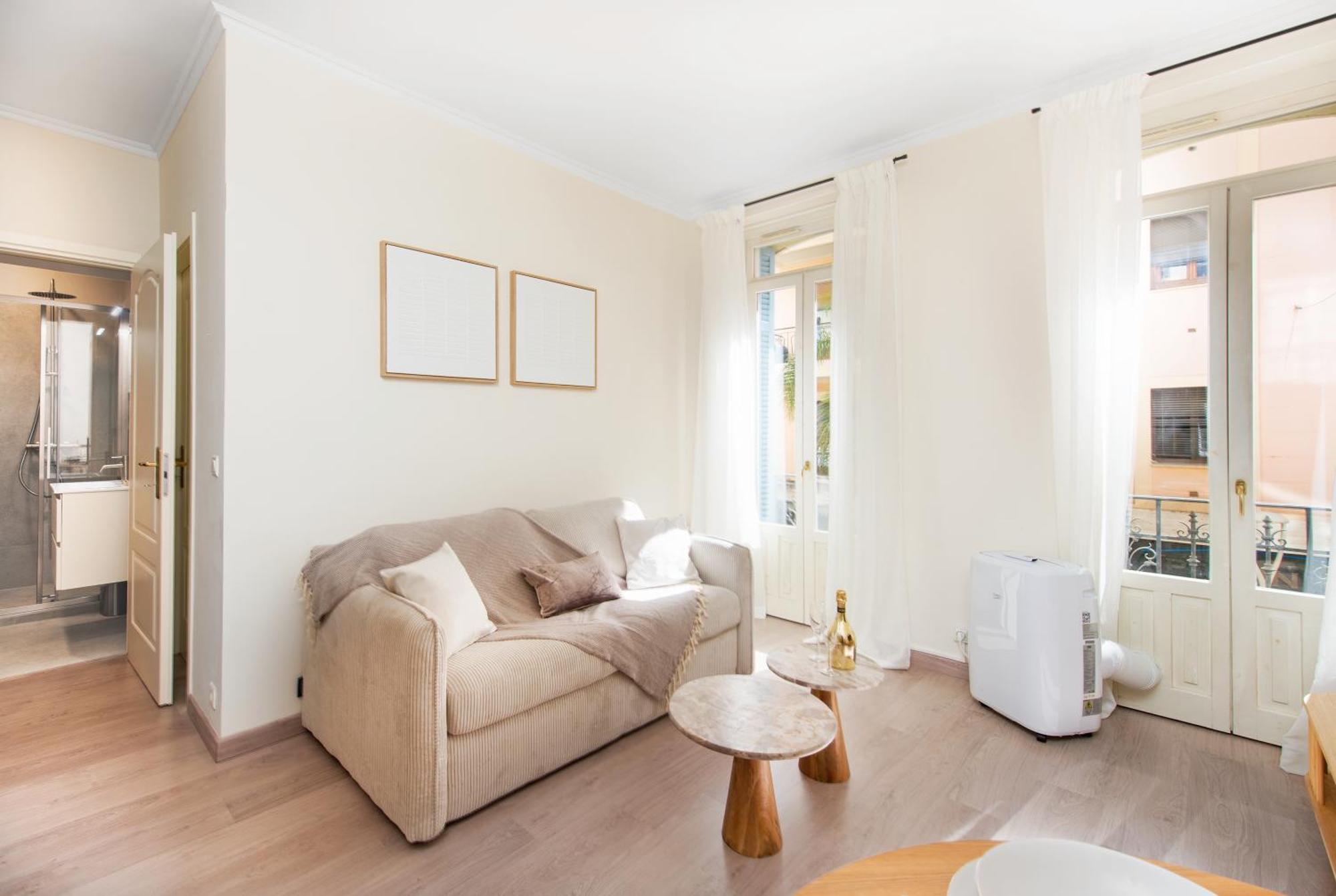 Apartment Republique - Somptueux 2 Pieces - 50 Metres De Monaco *